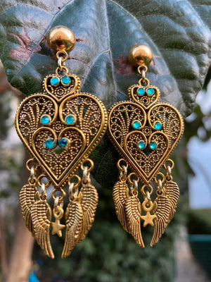 Boucles d oreilles cœur et ailes d anges dore et bleu long 6 cm neuves