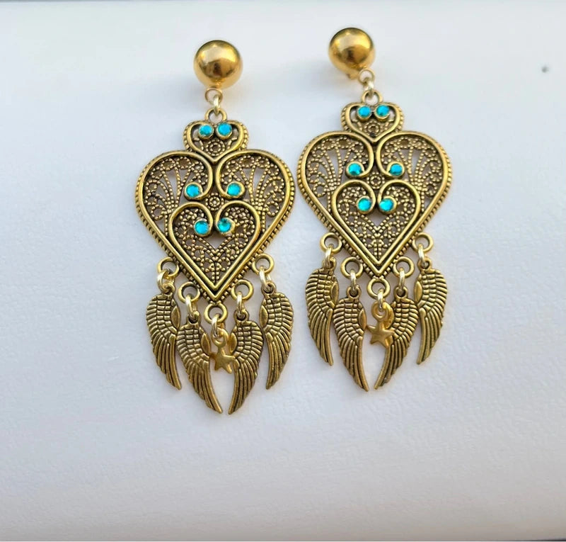 Boucles d oreilles cœur et ailes d anges dore et bleu long 6 cm neuves