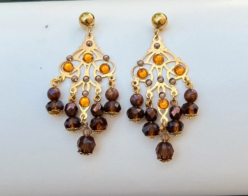 Boucles d’oreilles Altesse  long 7 cm neuves