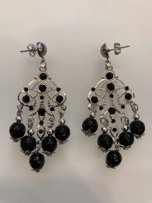 Boucles d’oreilles Altesse argent et noir long 6,5 cm neuves