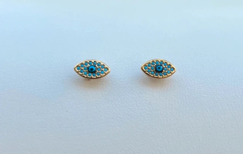 Boucles d’oreilles clou acier inoxydable  turquoise de roche long 1 cm excellent état
