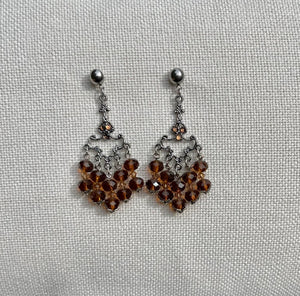 Boucles d’oreilles chandelier argent antique et moka long 7 cm neuves