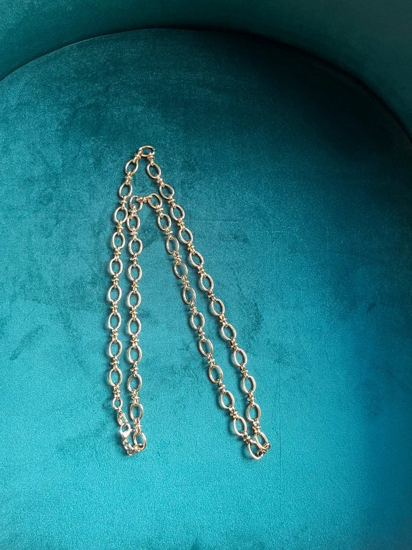 Collier sautoir en acier inoxydable  long 40 cm excellent état