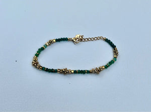 Bracelet acier inoxydable et pierres naturelles excellent état