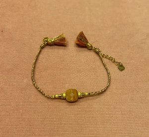 Bracelet  Habaha en acier, inoxydable et pierre naturelle: quartz  . excellent état