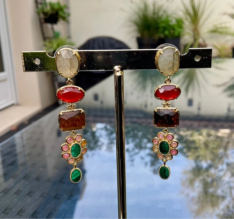 Boucles d’oreilles en acier, oxydables et Pierres naturelles long 6,5cm excellent état