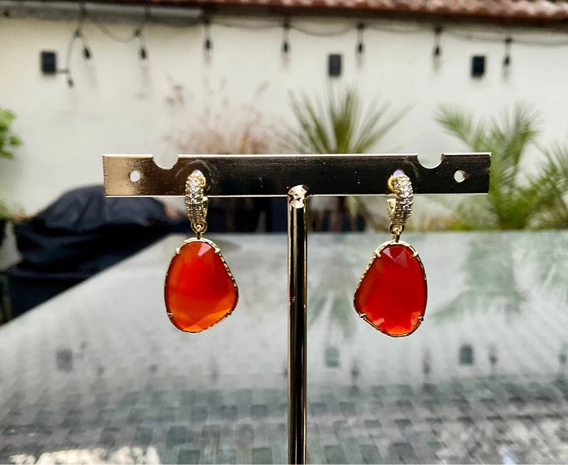 Boucles d'oreilles en acier inoxydable et pierres naturelles long 3,3cm Excellent état