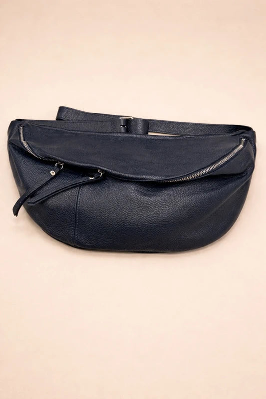 Sac banane xl en cuir grainé bleu marine excellent état