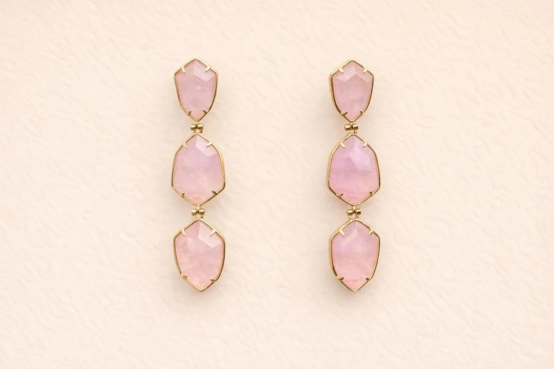 Boucles d’oreilles en acier, inoxydable et pierre naturelle, longueur 7cm. Excellent état