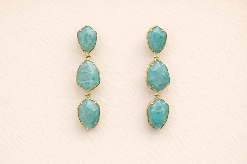 Boucles d’oreilles en acier, inoxydable et pierre naturelle, longueur 6,5cm. Excellent état