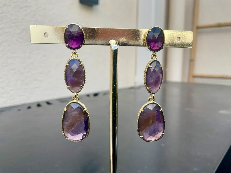 Boucles d'oreilles en acier inoxydable et pierres naturelles long 5,5 cm excellent état